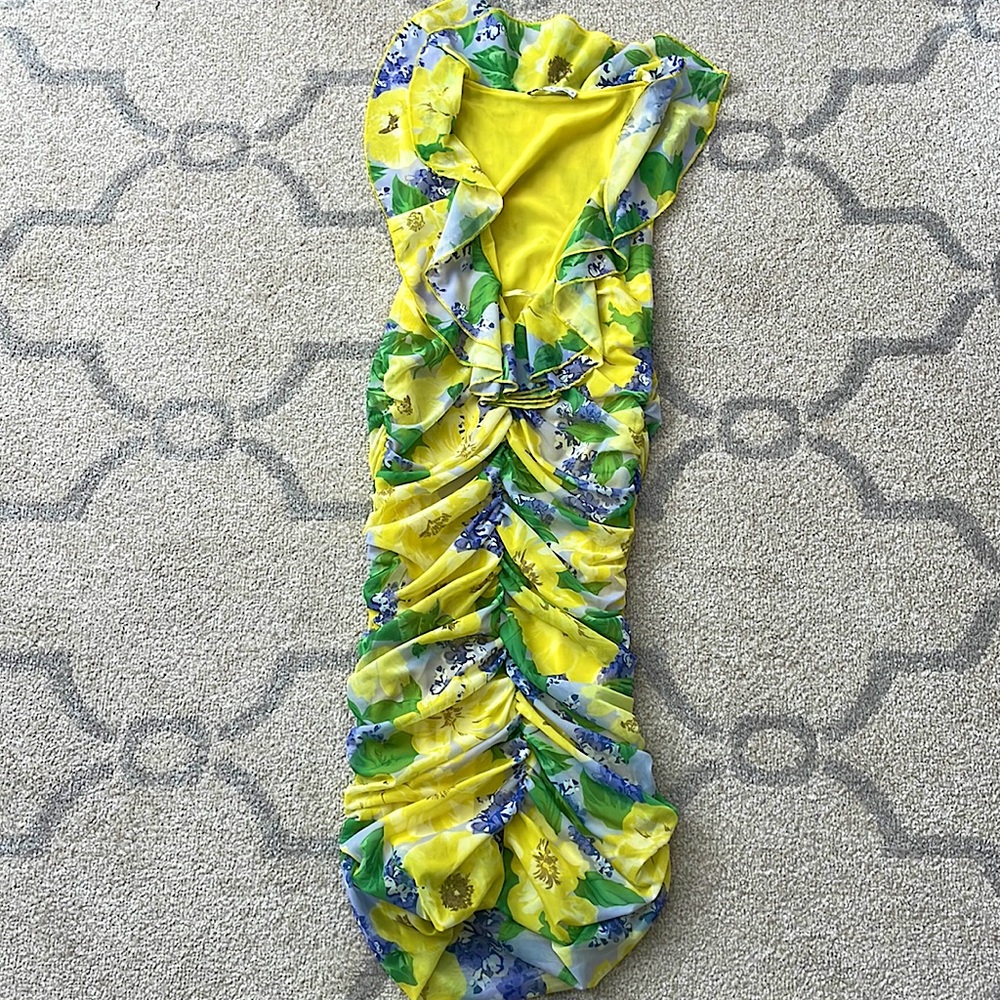 Zara yellow floral ruched mini dress size M